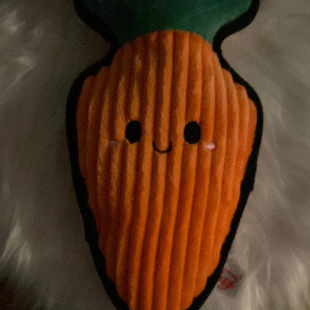 New Cute Carrot Plush Toy - Picture 5 of 5